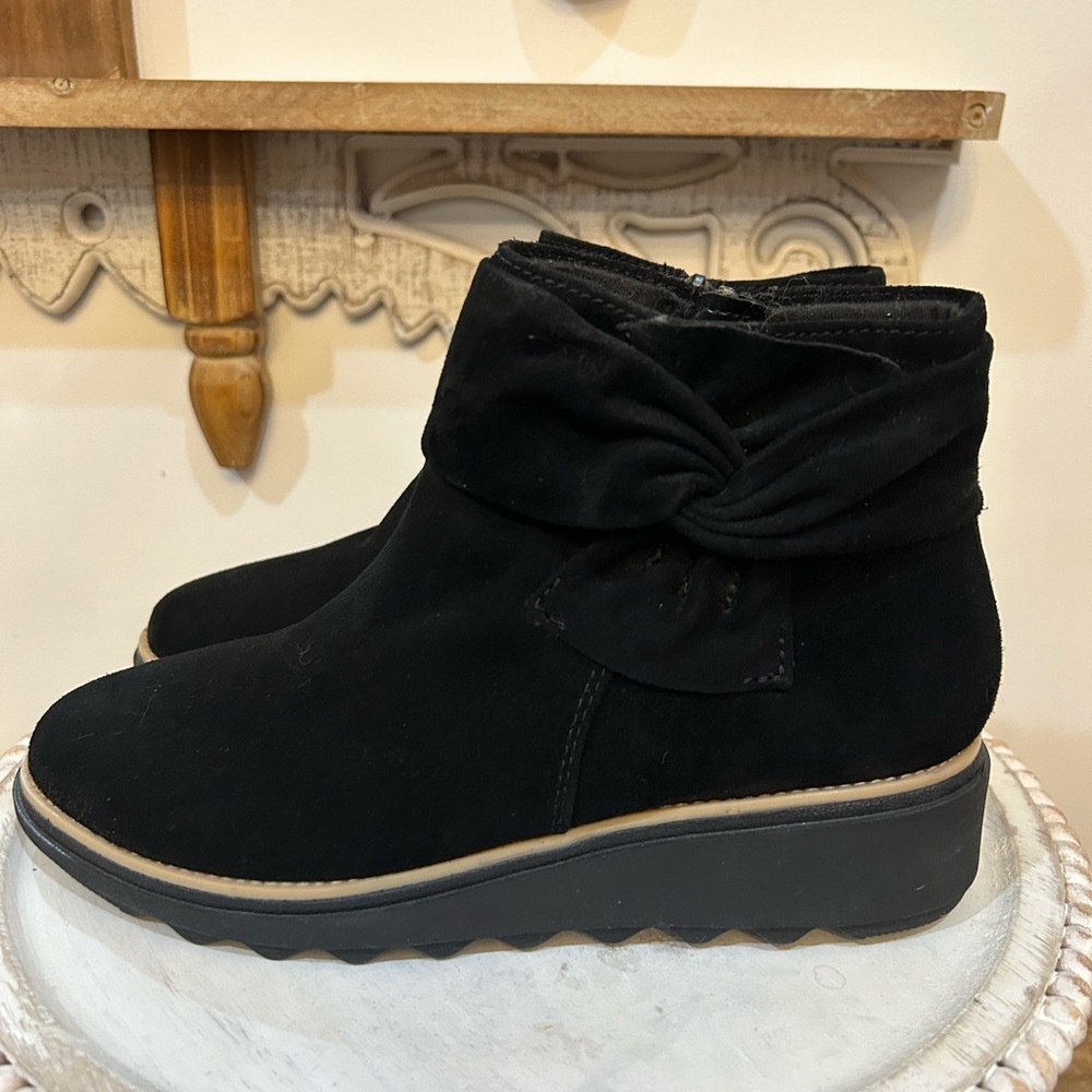 Clarks Sharon Salon Wedge Black Suede Ankle Boot Size 7 New with tags